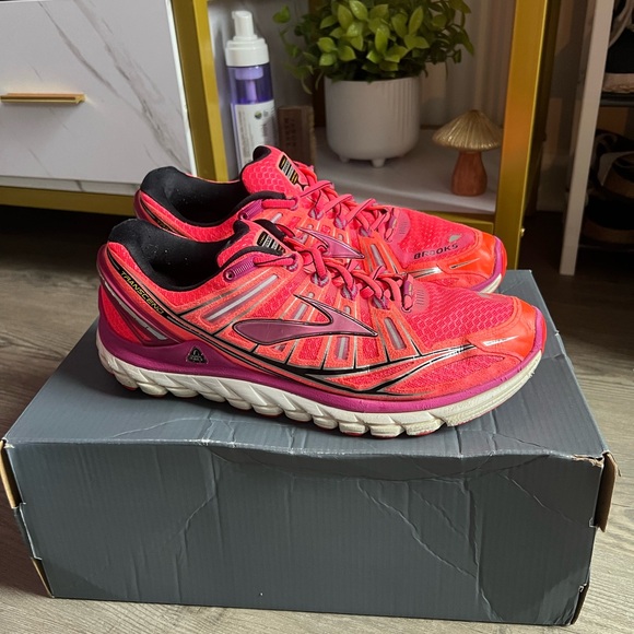 BROOKS Womens Transcend Running Shoes Pink/Purple Sneakers - Picture 3 of 6
